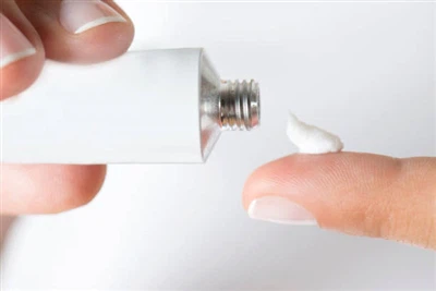 Comhábhair Nádúrtha i Lóis Coirp Moisturizing Fada buan